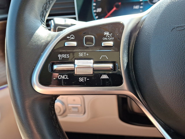 Used 2021 Mercedes-Benz GLS 450 4MATIC image 22