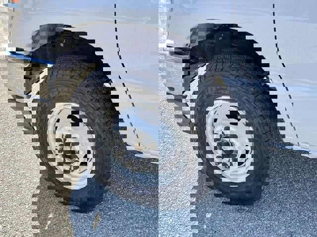 Certified 2024 Ford E-350 and Econoline 350 Super Duty w/ Power Windows & Locks Group image 34