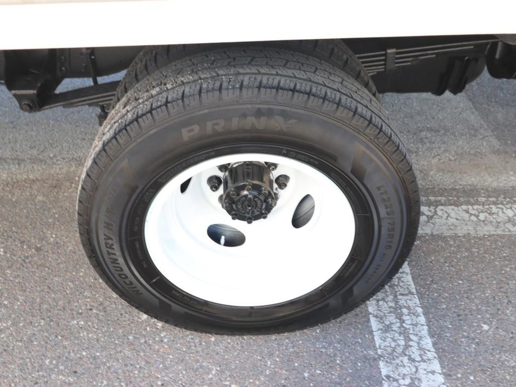 Certified 2024 Ford E-350 and Econoline 350 Super Duty w/ Power Windows & Locks Group RWD image 16