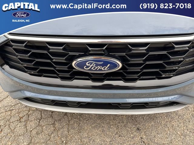 Certified 2023 Ford Escape ST-Line w/ Tech Pack #1 image 10