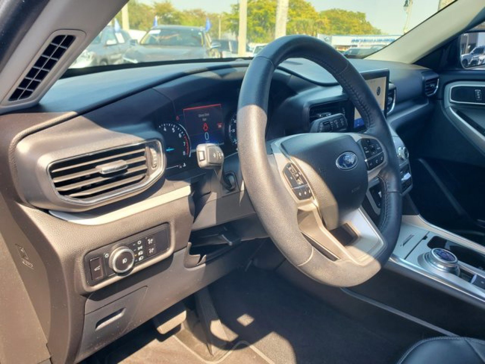 Certified 2023 Ford Explorer XLT w/ Equipment Group 202A image 10