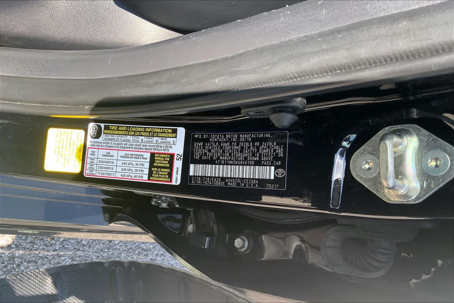 Used 2019 Toyota Camry SE w/ Convenience Package FWD image 32
