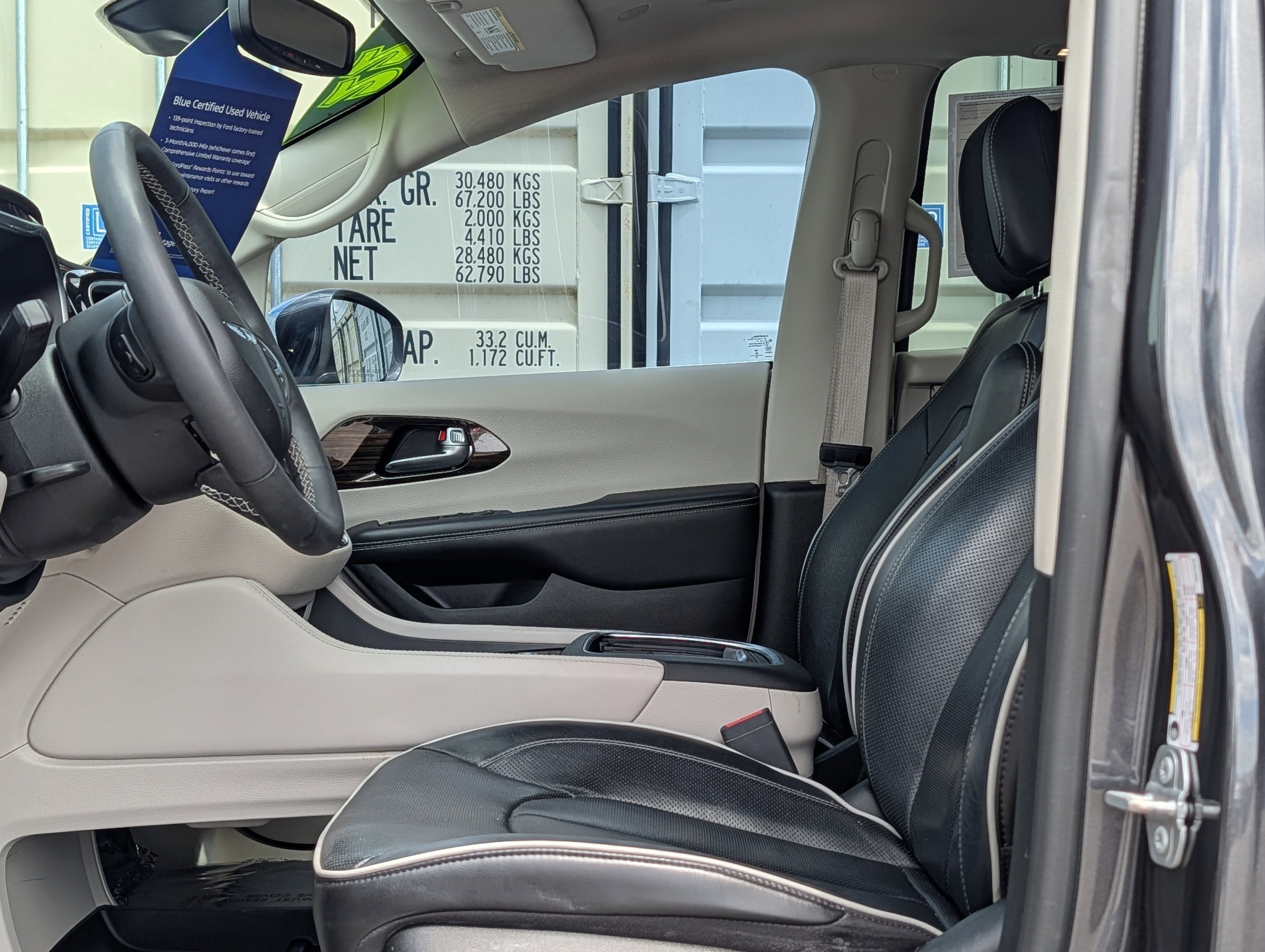 Used 2022 Chrysler Pacifica Limited image 22