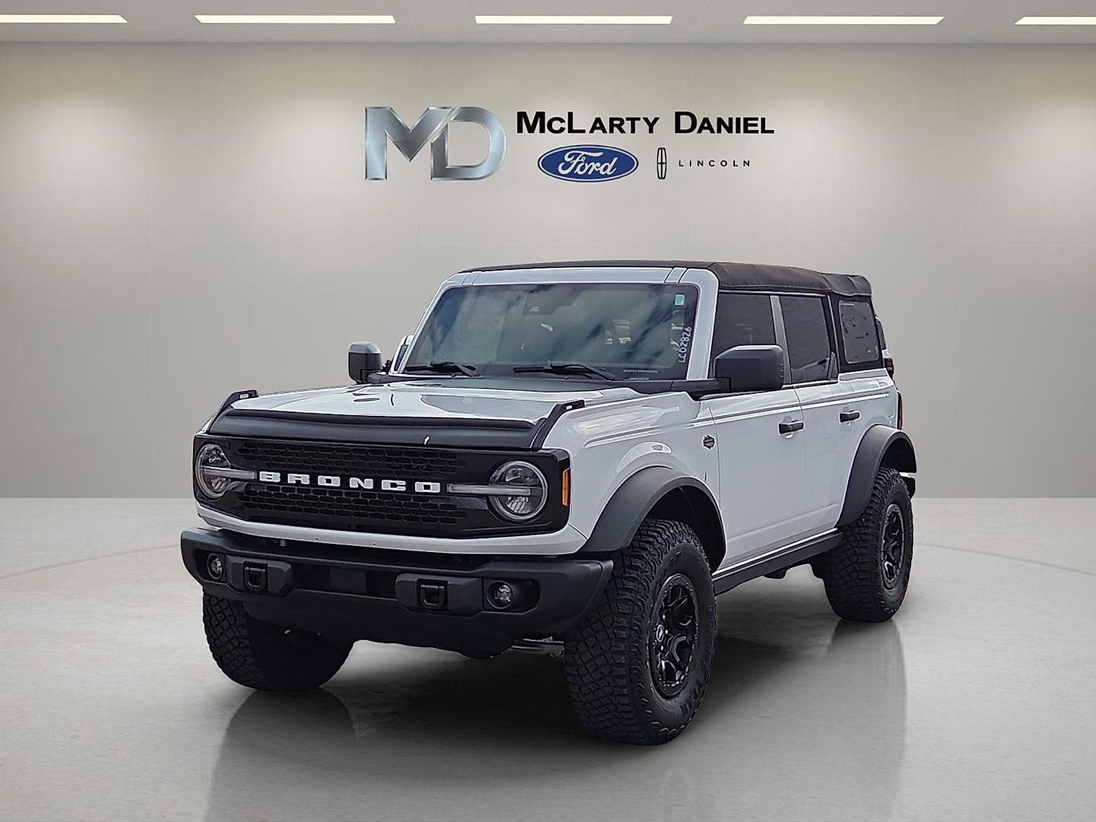 Certified 2023 Ford Bronco Wildtrak image 2