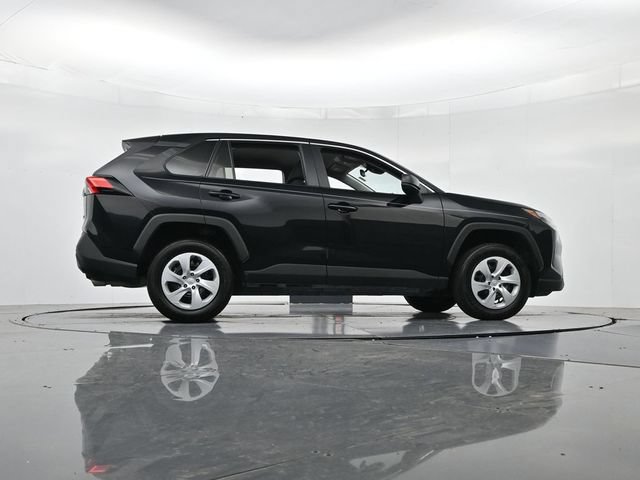Used 2025 Toyota RAV4 LE FWD image 32