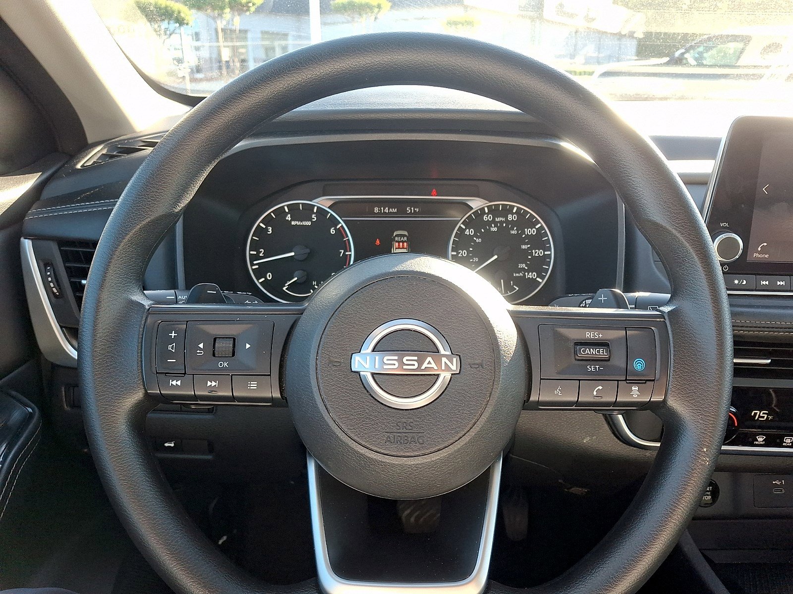 Used 2024 Nissan Rogue SV AWD/4WD image 18