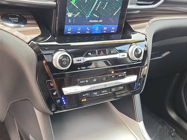 Certified 2022 Ford Explorer Limited w/ Limited Technology Package AWD/4WD image 16