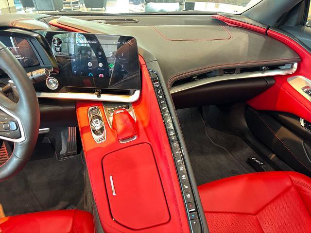 Used 2025 Chevrolet Corvette Stingray Preferred Cpe w/ Z51 Performance Package RWD image 21