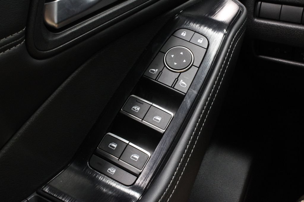 Used 2024 Nissan Rogue SL AWD/4WD image 25