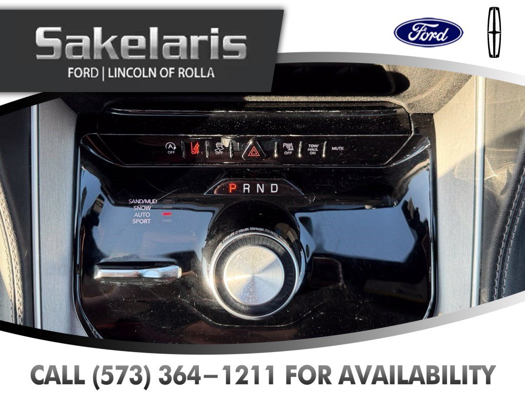 Used 2025 Jeep Wagoneer Series II w/ 8-Passenger Seating Package AWD/4WD image 24