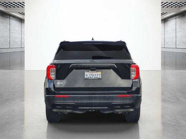 Certified 2023 Ford Explorer XLT w/ Equipment Group 202A image 4