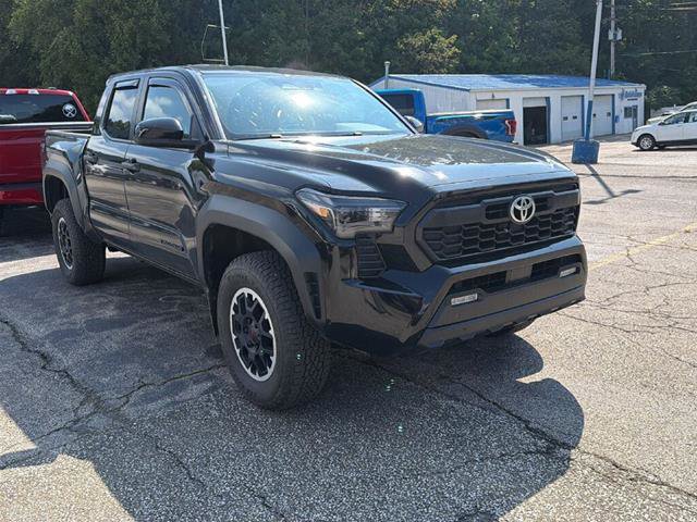 Used 2024 Toyota Tacoma TRD Off-Road AWD/4WD image 2