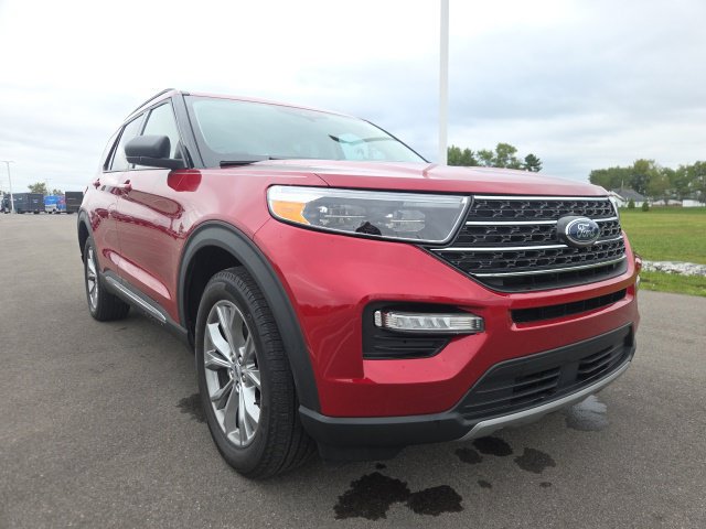 Certified 2023 Ford Explorer XLT w/ Equipment Group 202A