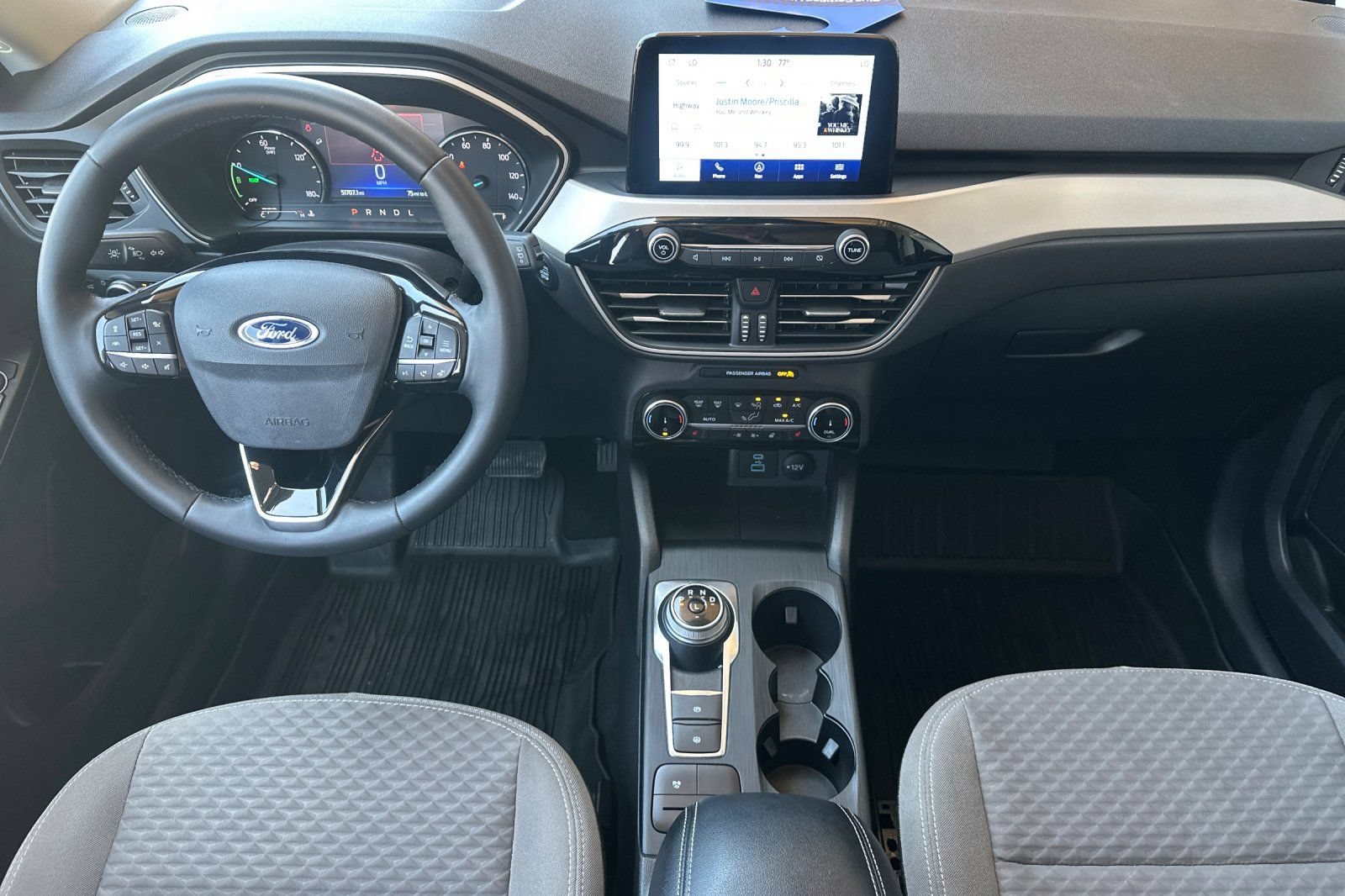 Certified 2022 Ford Escape SE w/ SE Sport Appearance Package FWD image 12