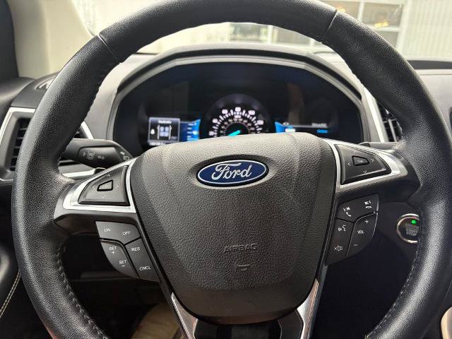 Certified 2023 Ford Edge Titanium w/ Class II Trailer Tow Package AWD/4WD image 22