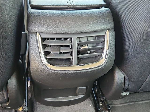 Used 2025 Chevrolet Malibu LT FWD image 16