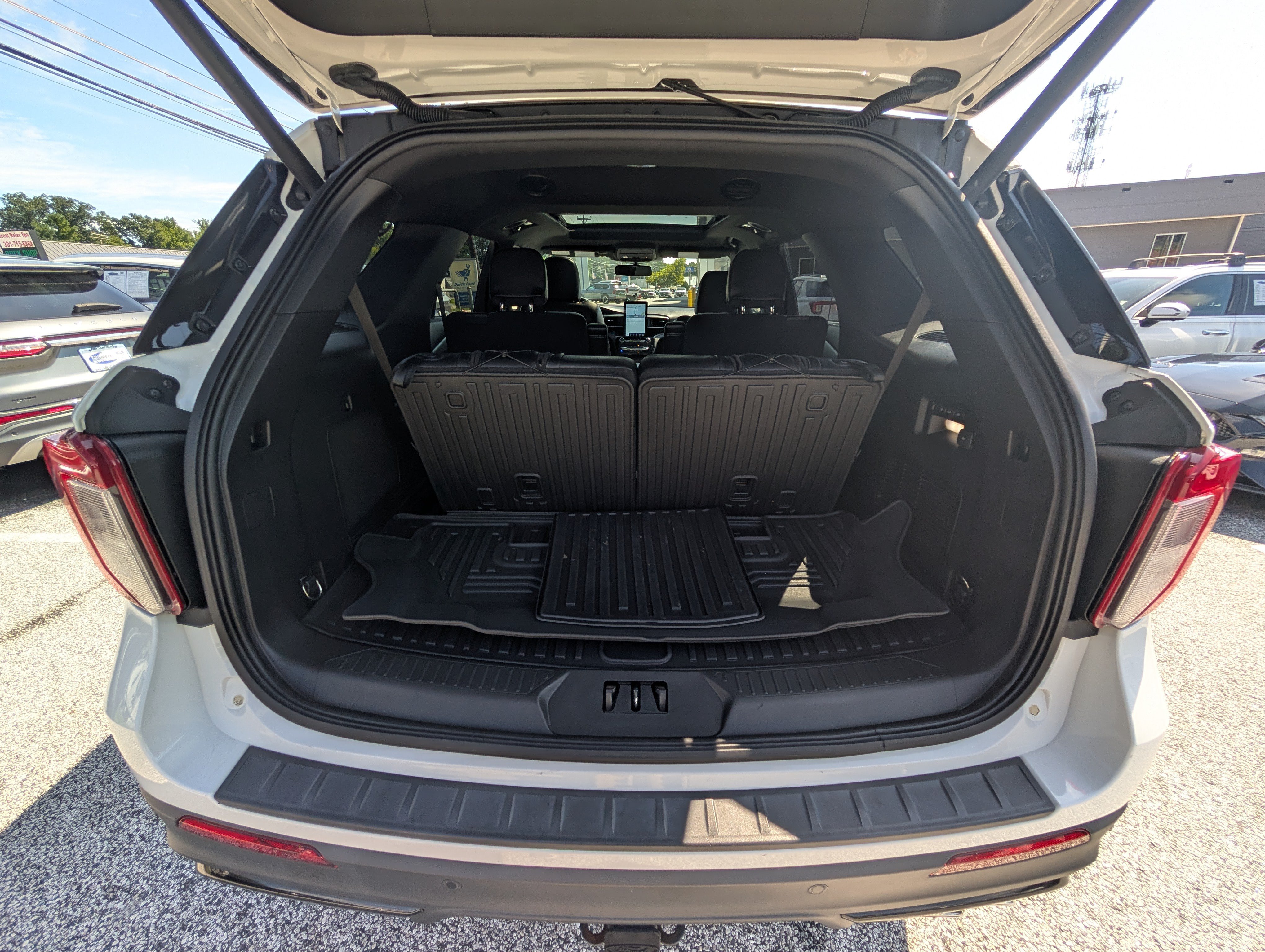 Certified 2021 Ford Explorer ST w/ Equipment Group 401A AWD/4WD image 15