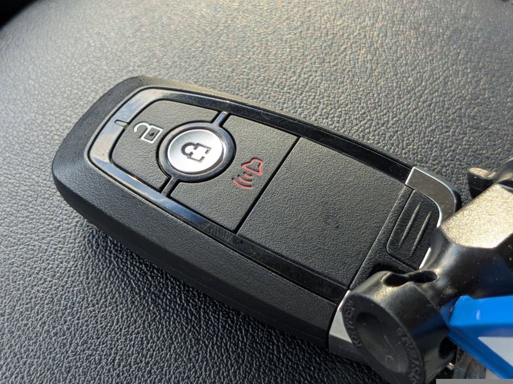 Certified 2020 Ford Edge SEL w/ Cold Weather Package image 30