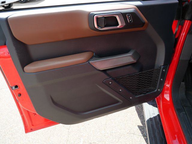 Certified 2023 Ford Bronco Outer Banks w/ Sasquatch Package AWD/4WD image 13