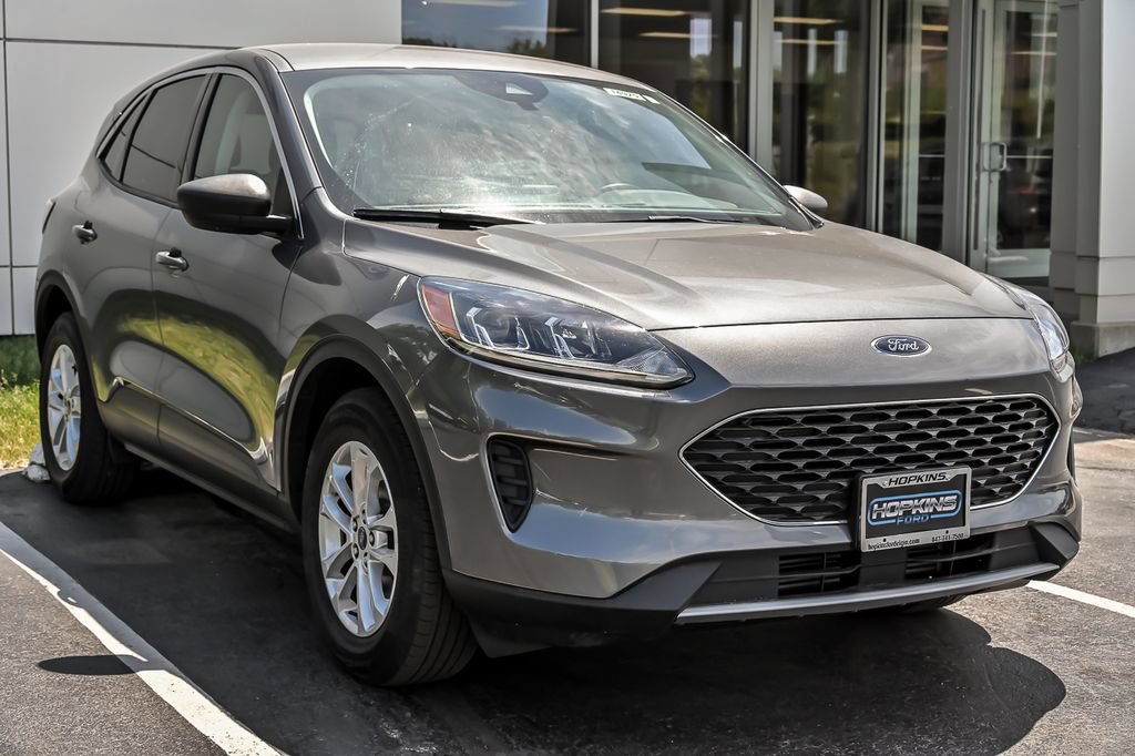 Certified 2022 Ford Escape SE w/ Cold Weather Package AWD/4WD image 12