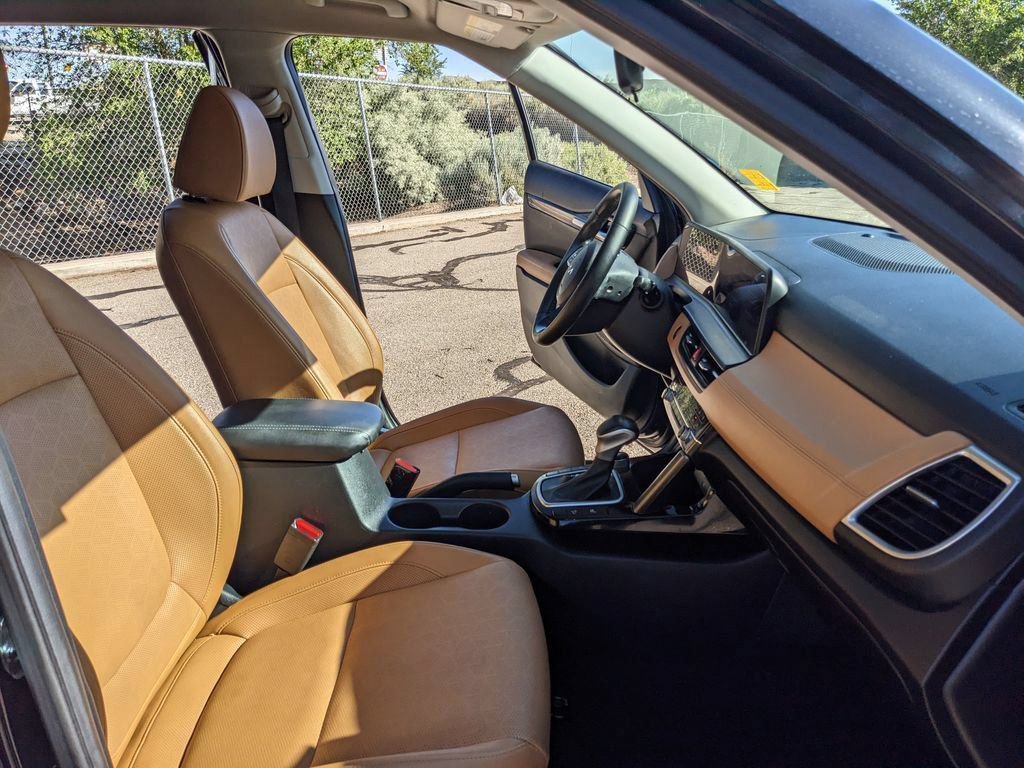 Used 2024 Kia Seltos EX FWD image 22