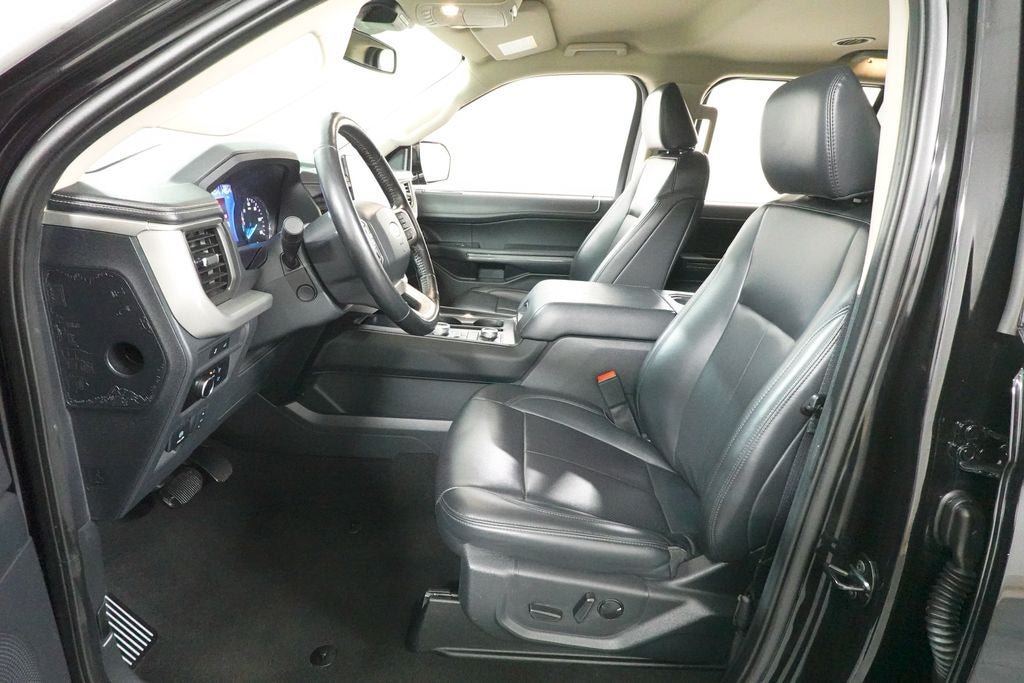 Certified 2024 Ford Expedition XLT AWD/4WD image 24