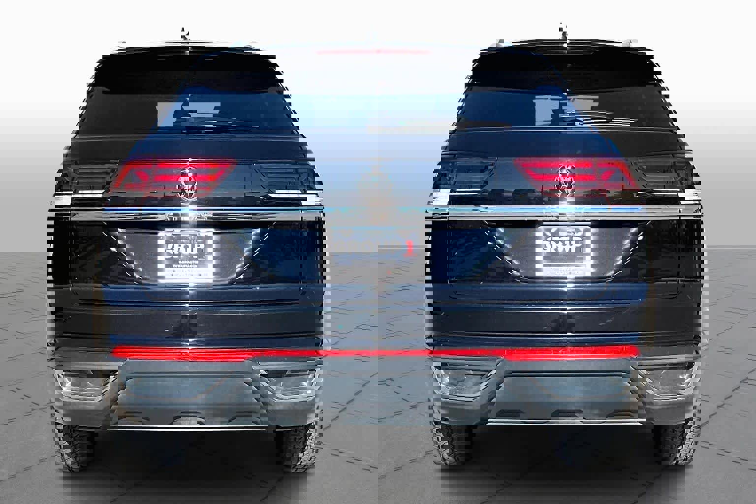 Used 2020 Volkswagen Atlas Cross Sport S image 3