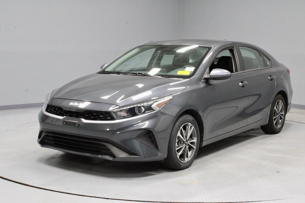 Used 2024 Kia Forte LXS FWD image 11