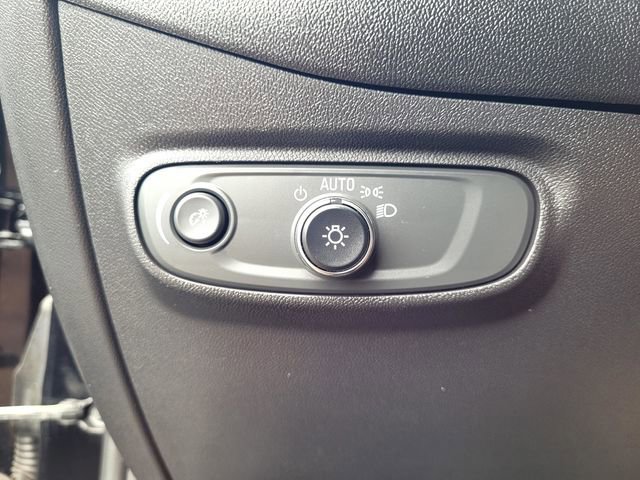 Used 2022 Chevrolet Equinox LT image 16