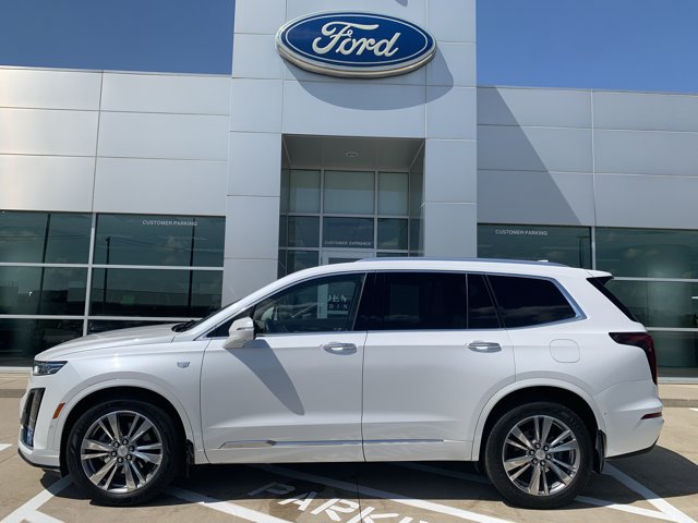 Used 2022 Cadillac XT6 Premium Luxury w/ Platinum Package AWD/4WD image 4