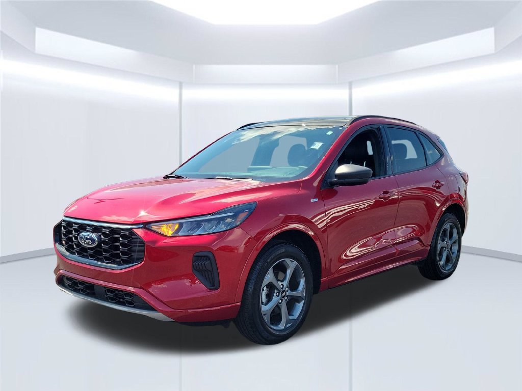 Certified 2023 Ford Escape ST-Line w/ Tech Pack #1 AWD/4WD image 10