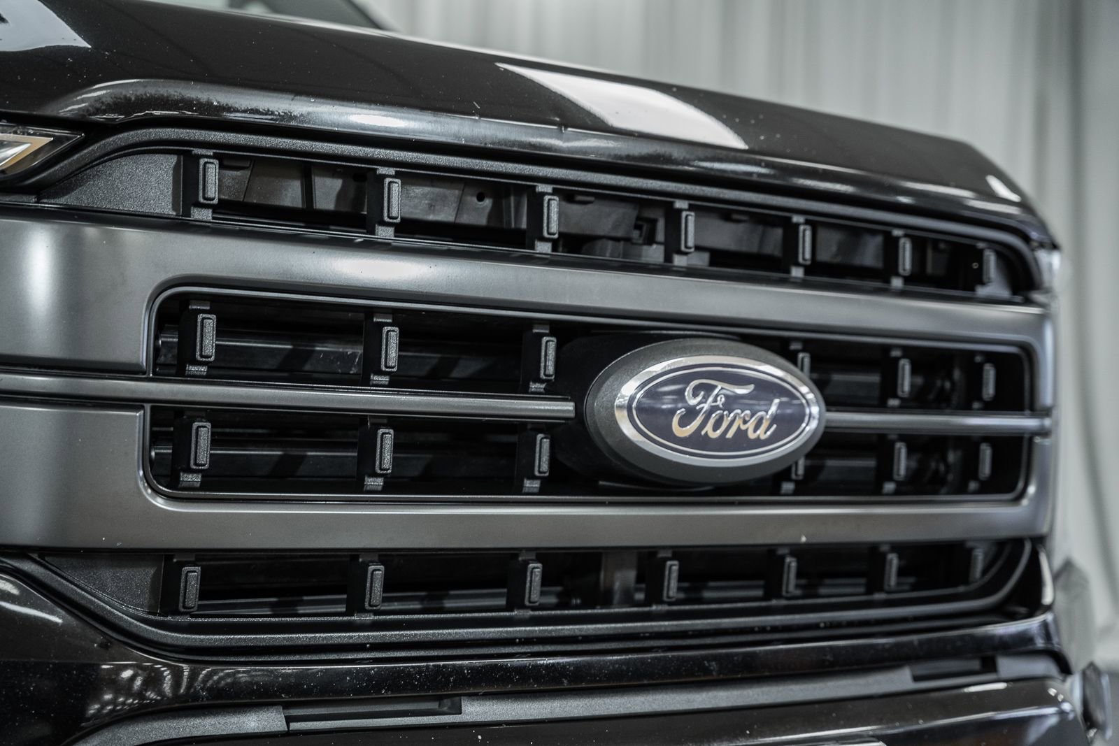 Certified 2021 Ford F150 Lariat w/ Equipment Group 502A High image 7