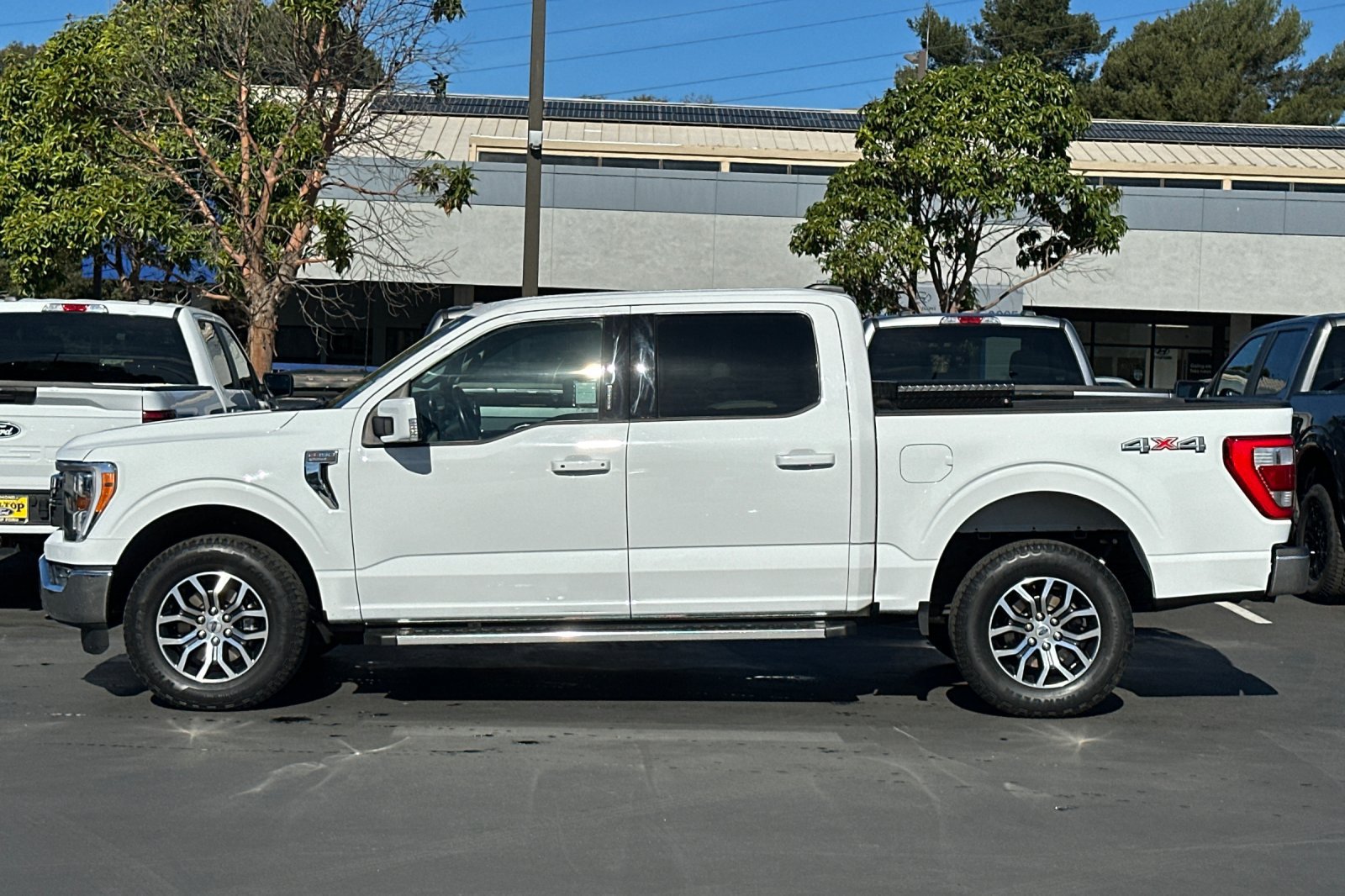 Certified 2022 Ford F150 Lariat w/ Equipment Group 501A Mid AWD/4WD image 10