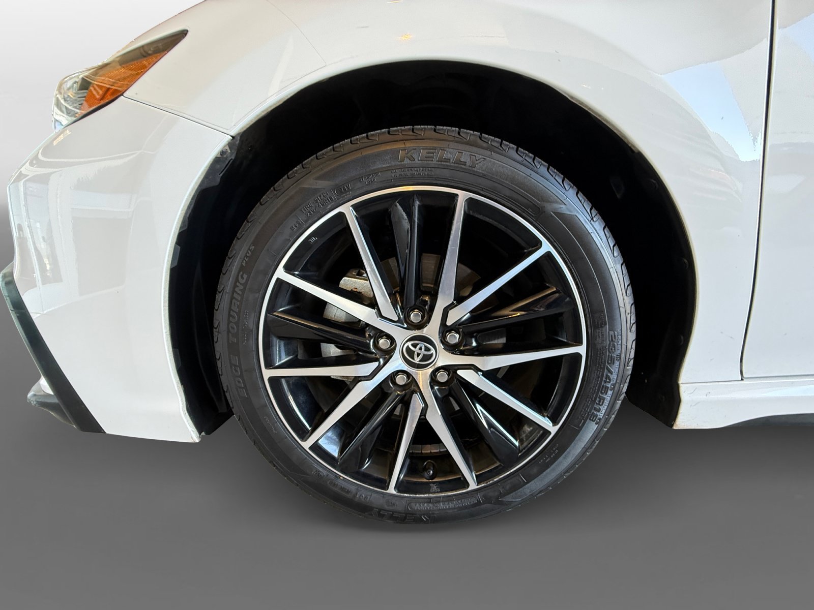Used 2022 Toyota Camry SE w/ Carpet Mat Package (TMS) FWD image 20