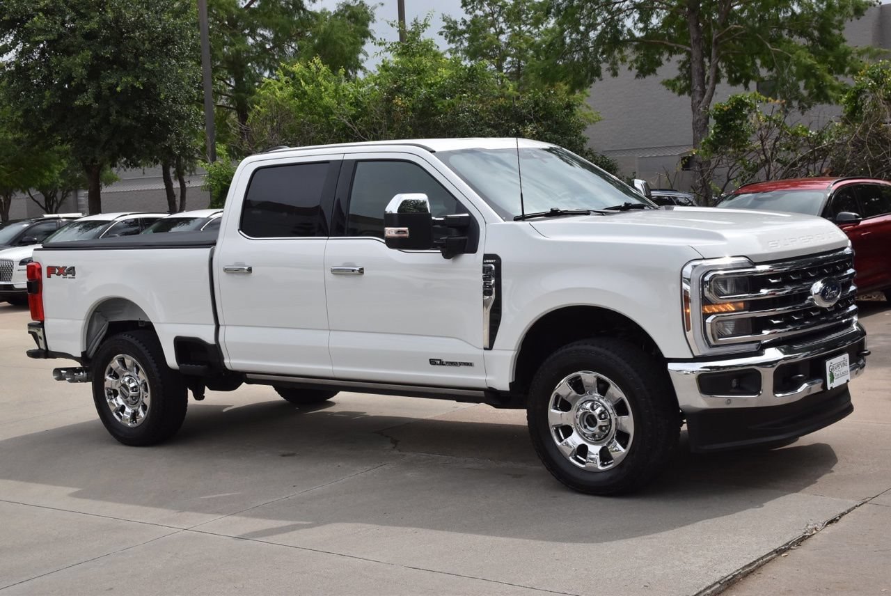 Certified 2025 Ford F250 Lariat w/ Lariat Ultimate Package AWD/4WD image 5