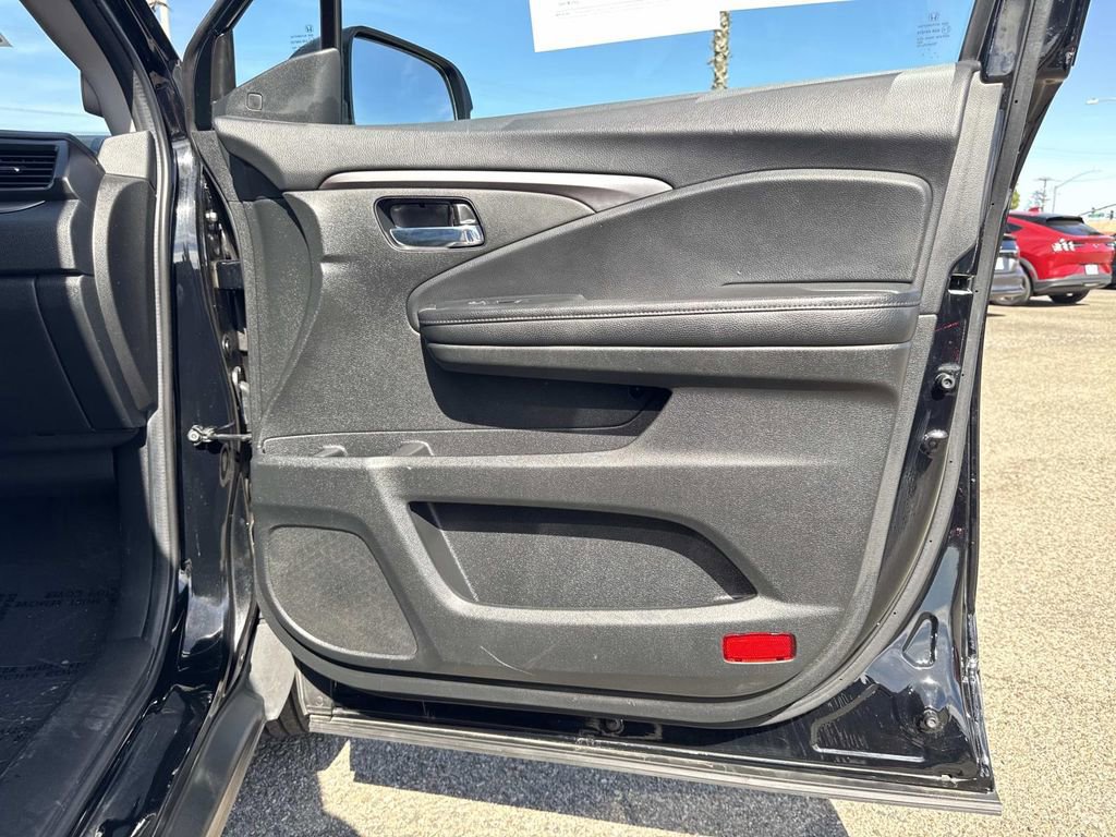 Used 2022 Honda Pilot Special Edition image 29