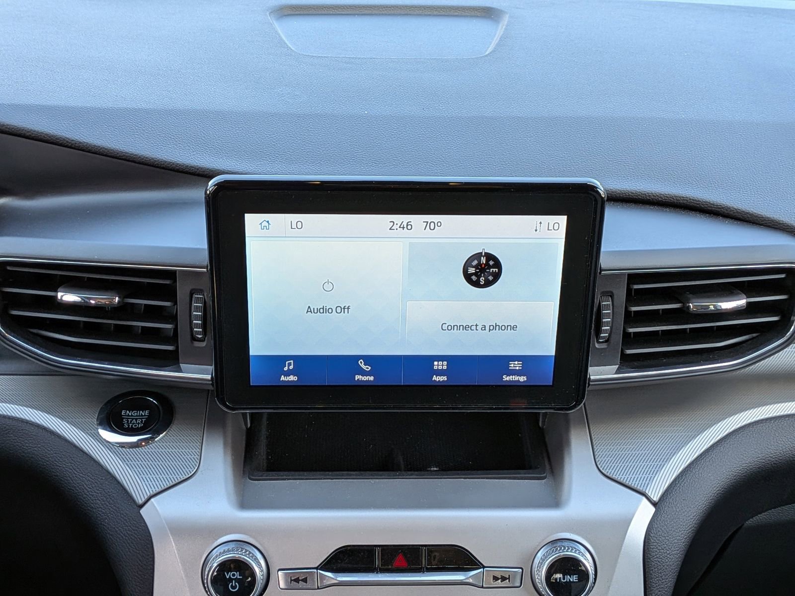 Certified 2022 Ford Explorer XLT w/ Equipment Group 202A image 21