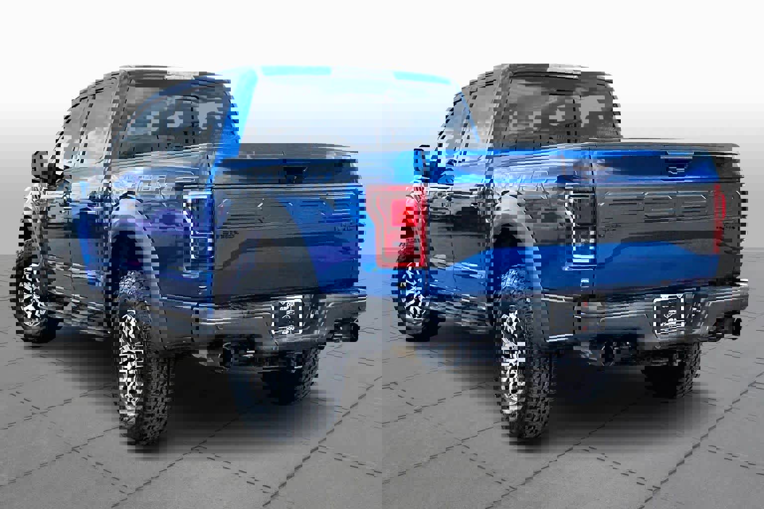 Certified 2018 Ford F150 Raptor w/ Equipment Group 802A Luxury image 4