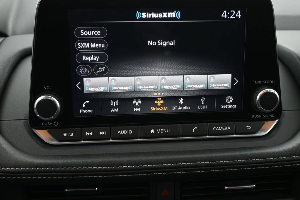 Used 2024 Nissan Rogue SV FWD image 11