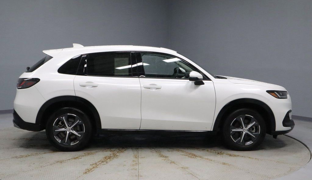 Used 2024 Honda HR-V EX-L image 6