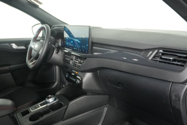 Certified 2024 Ford Escape ST-Line w/ Tech Pack #1 AWD/4WD image 24