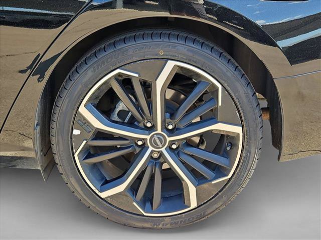 Used 2025 Nissan Altima 2.5 SR FWD image 22