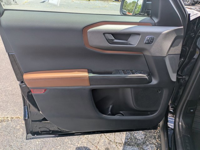 Certified 2025 Ford Bronco Sport Outer Banks w/ Outer Banks Tech Package+ image 12