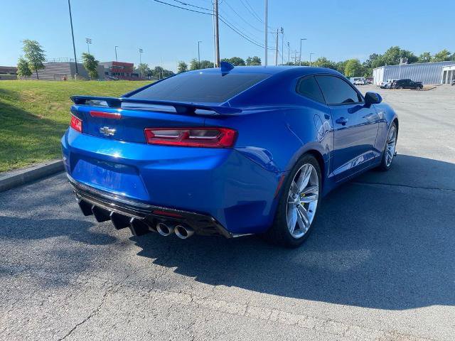Used 2018 Chevrolet Camaro SS RWD image 7