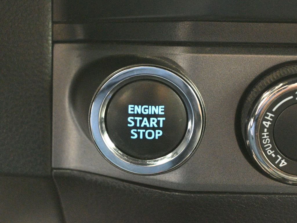 Used 2022 Toyota Tacoma TRD Sport image 13