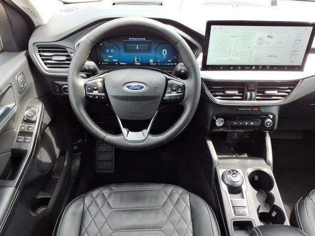 Certified 2023 Ford Escape Platinum w/ Premium Technology Package AWD/4WD image 6