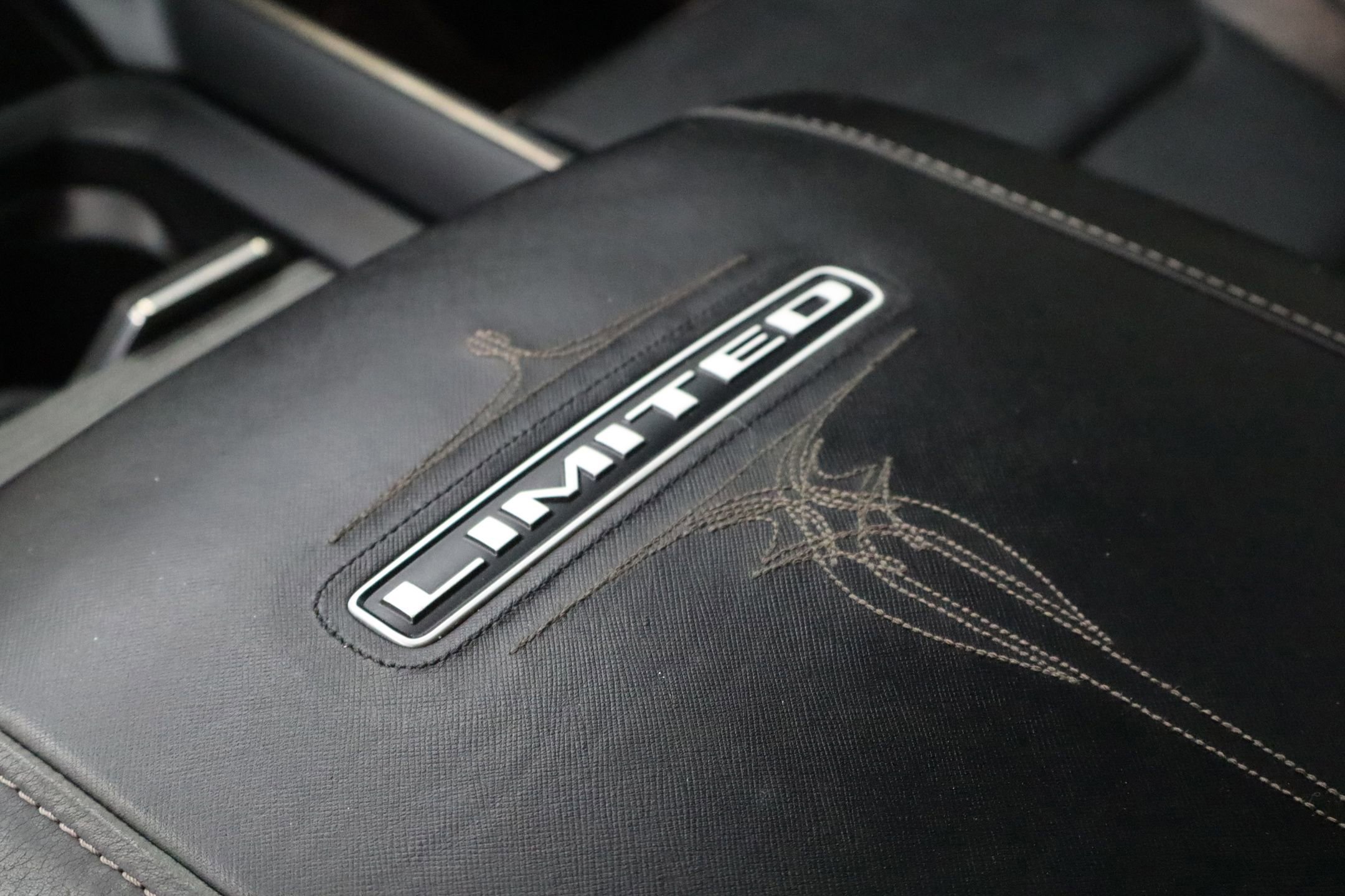 Used 2021 RAM 1500 Limited w/ Body Color Bumper Group image 30