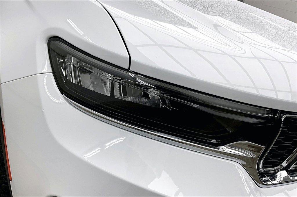 Used 2022 Jeep Grand Cherokee Limited 4xe image 29