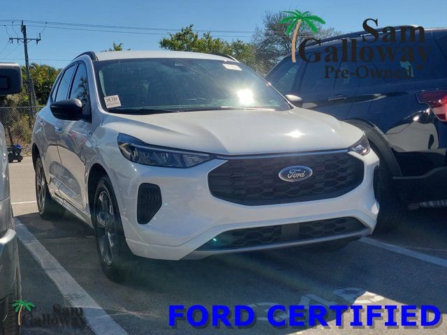 Certified 2024 Ford Escape ST-Line w/ Equipment Group 301A image 5