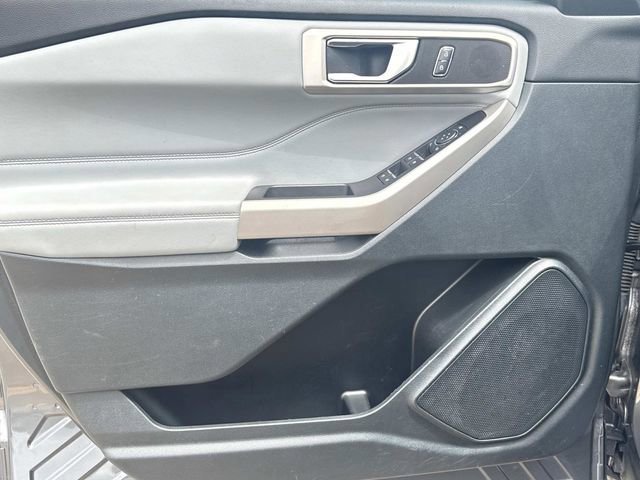 Certified 2023 Ford Explorer XLT w/ Equipment Group 202A AWD/4WD image 27